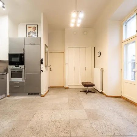 Old Town - Vene * Tallinn